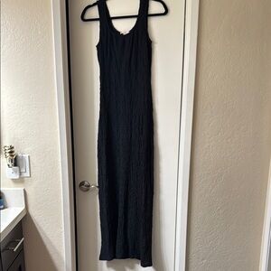 Chic Black Textured Maxi Dress